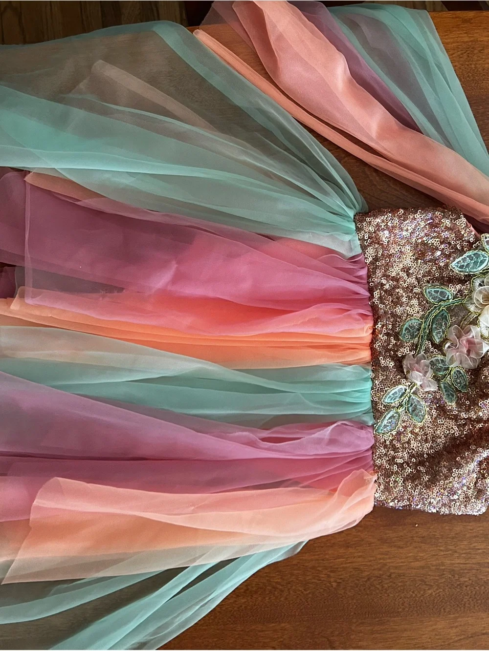 Costume Gallery shimmering sequin